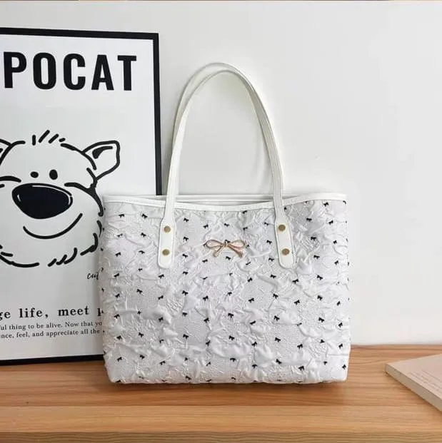 Women's classy tote bag